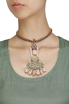 Gold Leafing Kempstones Swan Pendant Stone Necklace