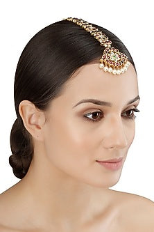 Gold Leafing Crescent Shape Maang Tikka