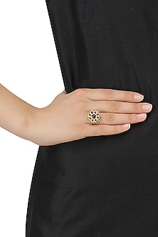 Gold Leafing Red Kempstone Ring