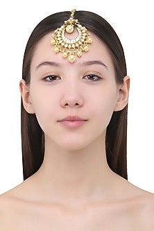 Gold Finish Crescent Shaped Polki Maangtika