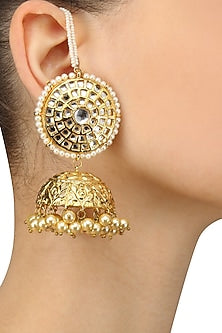 Gold Finish Kundan and Pearl Textured Jhumki Earrings