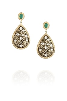 Golden Earring with Green stone top, textured paan hanging polki