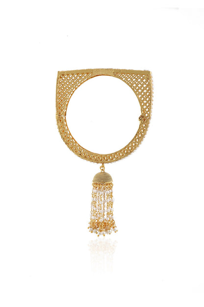 Set of 2 Gold bangles with pearls & polki