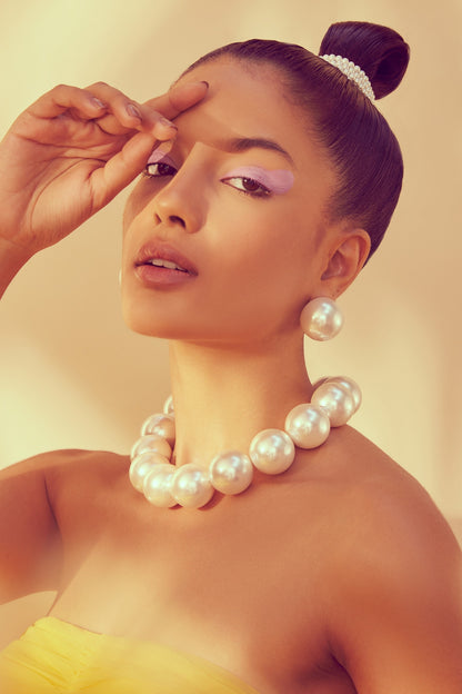 Wilma Oversize Pearl Necklace 