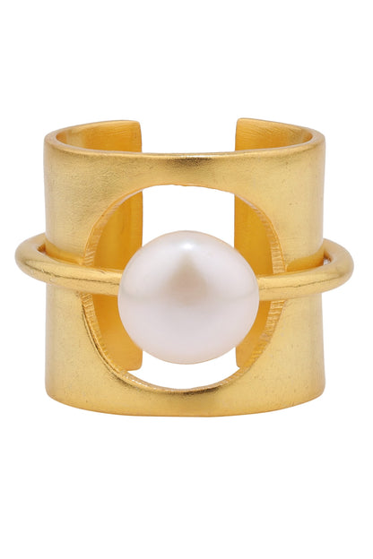 Gold Cutout Pearl Ring 