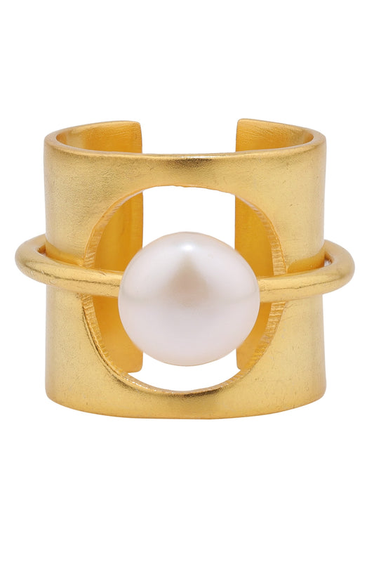 Gold Cutout Pearl Ring 