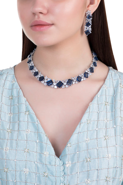 White rhodium plated sapphire and zircon necklace set