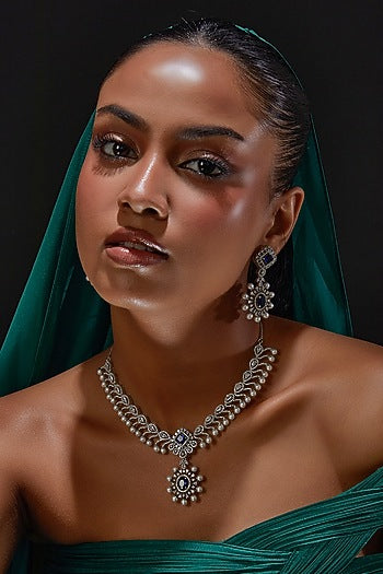 White Finish Zircon Necklace Set