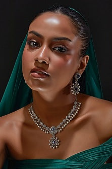 White Finish Zircon Necklace Set