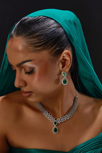 White Finish Zircon & Green Stone Necklace Set