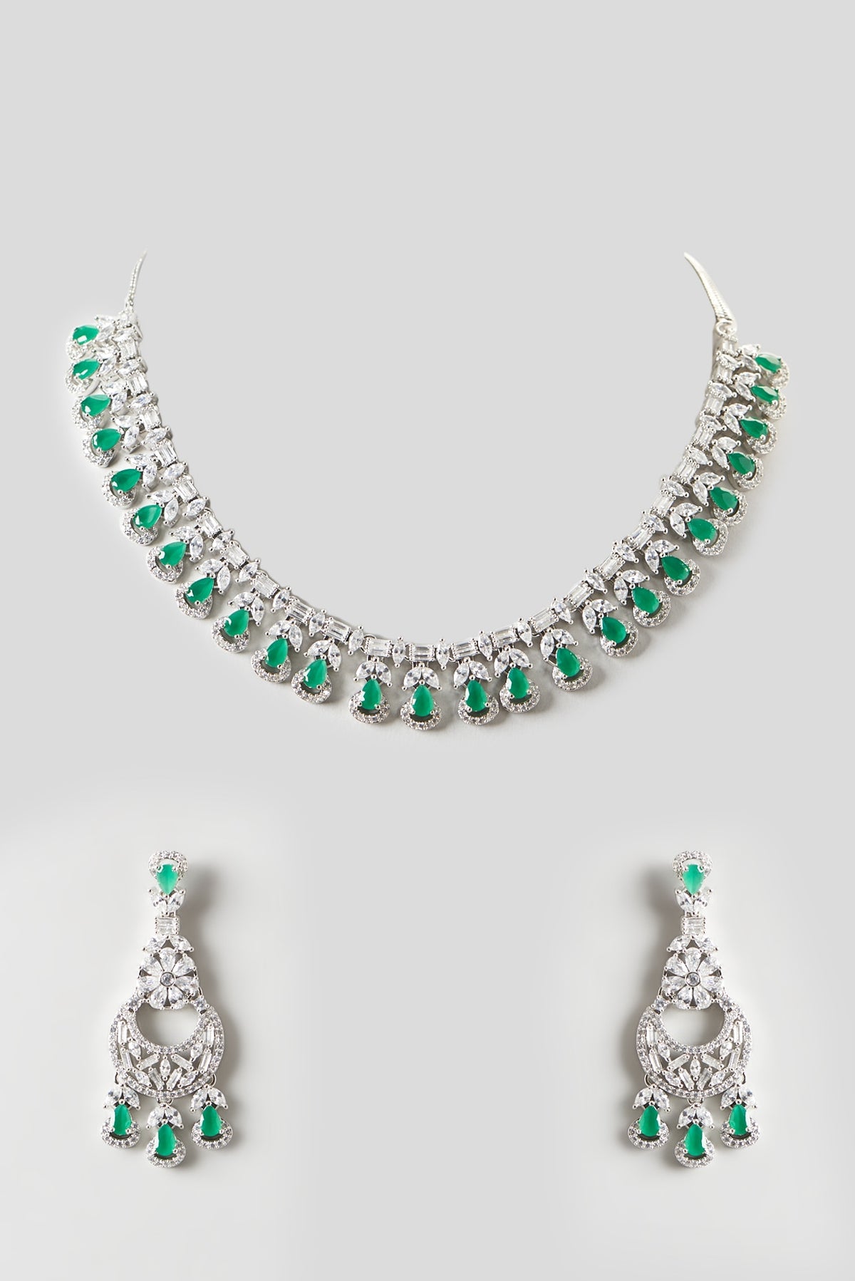 White Finish Emerald & Zircon Necklace Set