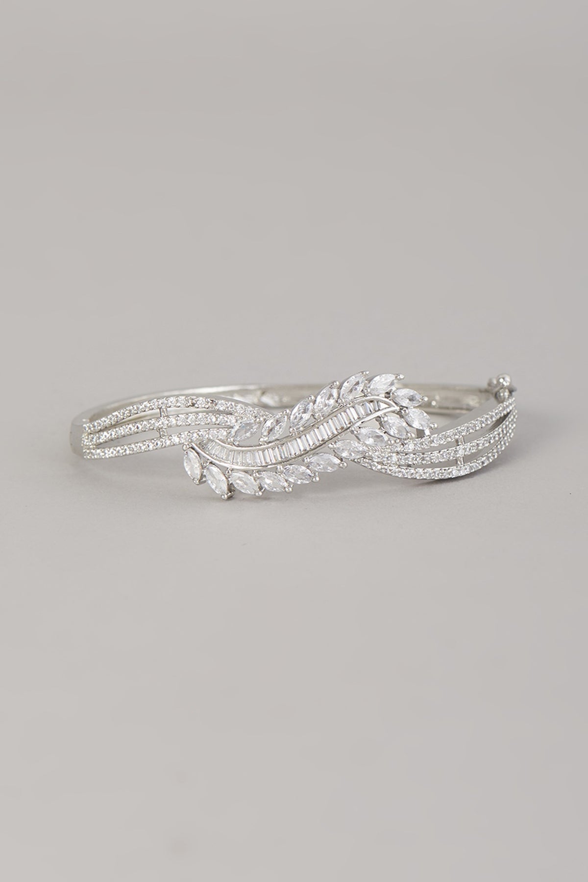 White Finish Zircon Bracelet