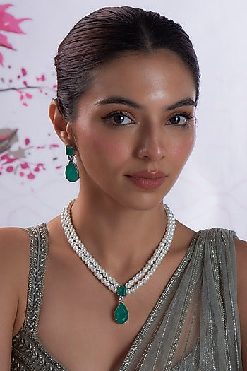 White Finish Zircon & Emerald Necklace Set