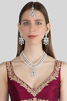 White Finish Pearl & Diamond Necklace Set
