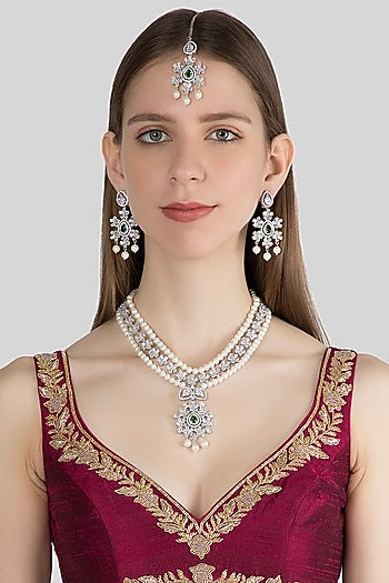 White Finish Pearl & Diamond Necklace Set