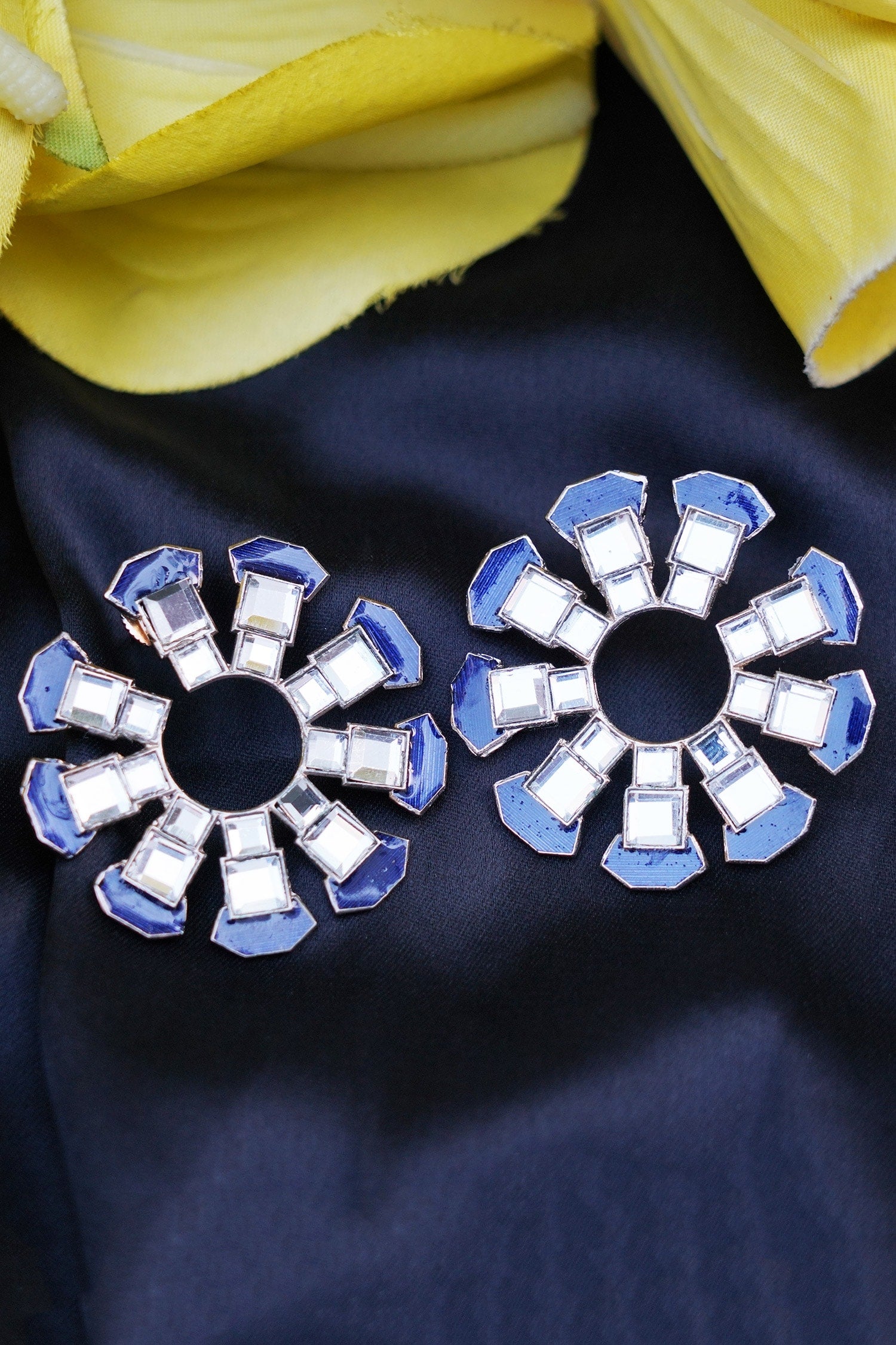 Kundan Studs 