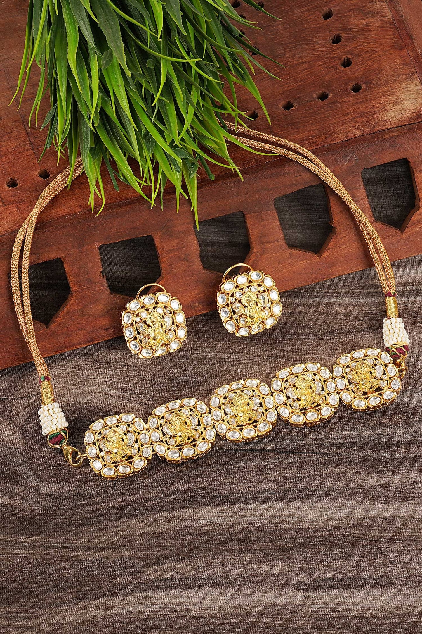 Kundan Choker Set 