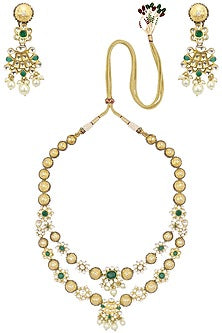 Gold Finish Kundan Stone and Pearls Necklace Set