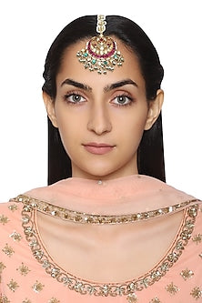 Gold Finish Semi-Precious Stones Maang Tikka