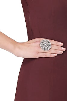 Antique Silver Finish Round Flower Ring