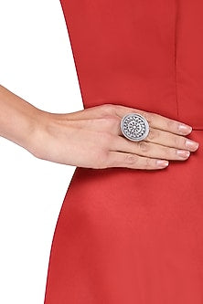 Antique Silver Finish Round Flower Ring