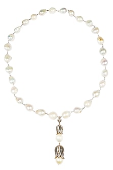 Baroque pearls and studded two tulips string necklace