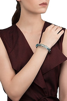Aqua Blue and Silver Ribbon Facet Bangle