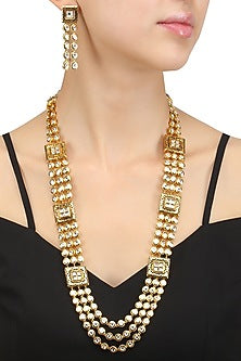 Gold Finish Sqaure Kundan Motifs Pearl String Necklace Set