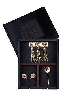 Antique Gold Maharaja Brooch Set