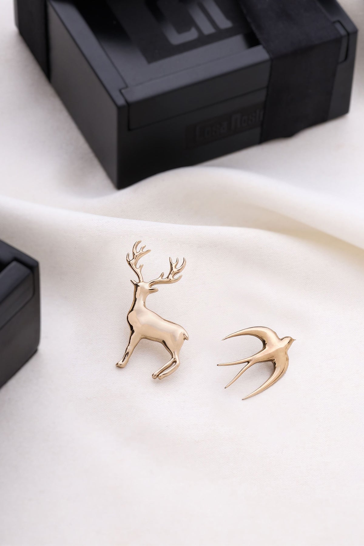 Gold Brass Brooch (Set of 2)