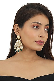 Gold Finish Choker Necklace Set With Beads