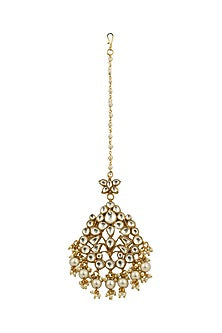 Gold Finish Maang Tikka With Pearls