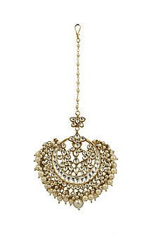 Gold Finish Pearl Maang Tikka