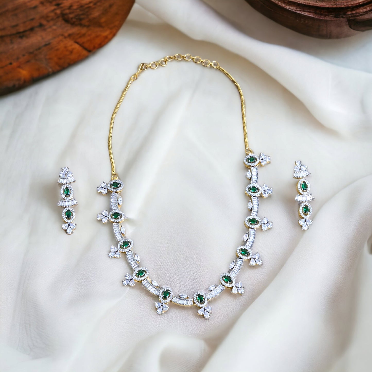 Jungle Gem Jewels Diamond Necklace Set