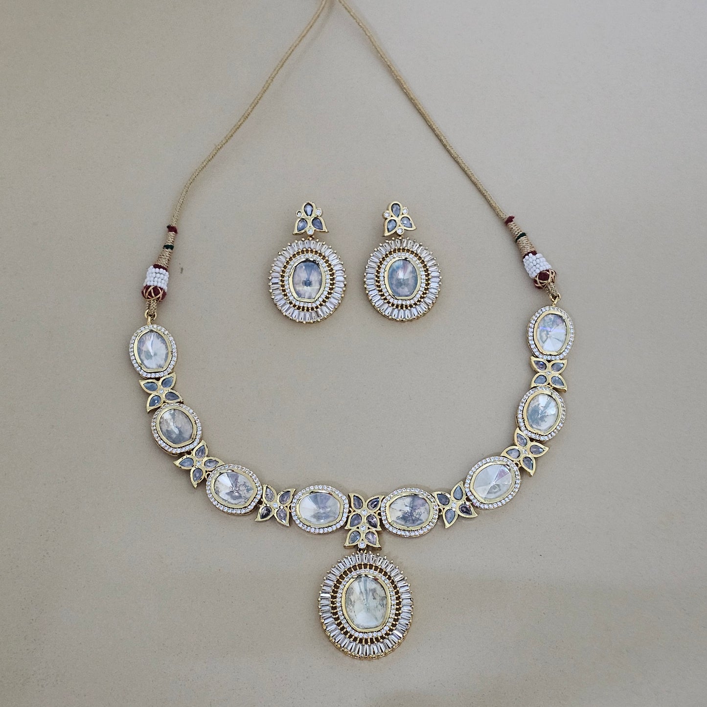 Aanya  Kundan Necklace Set