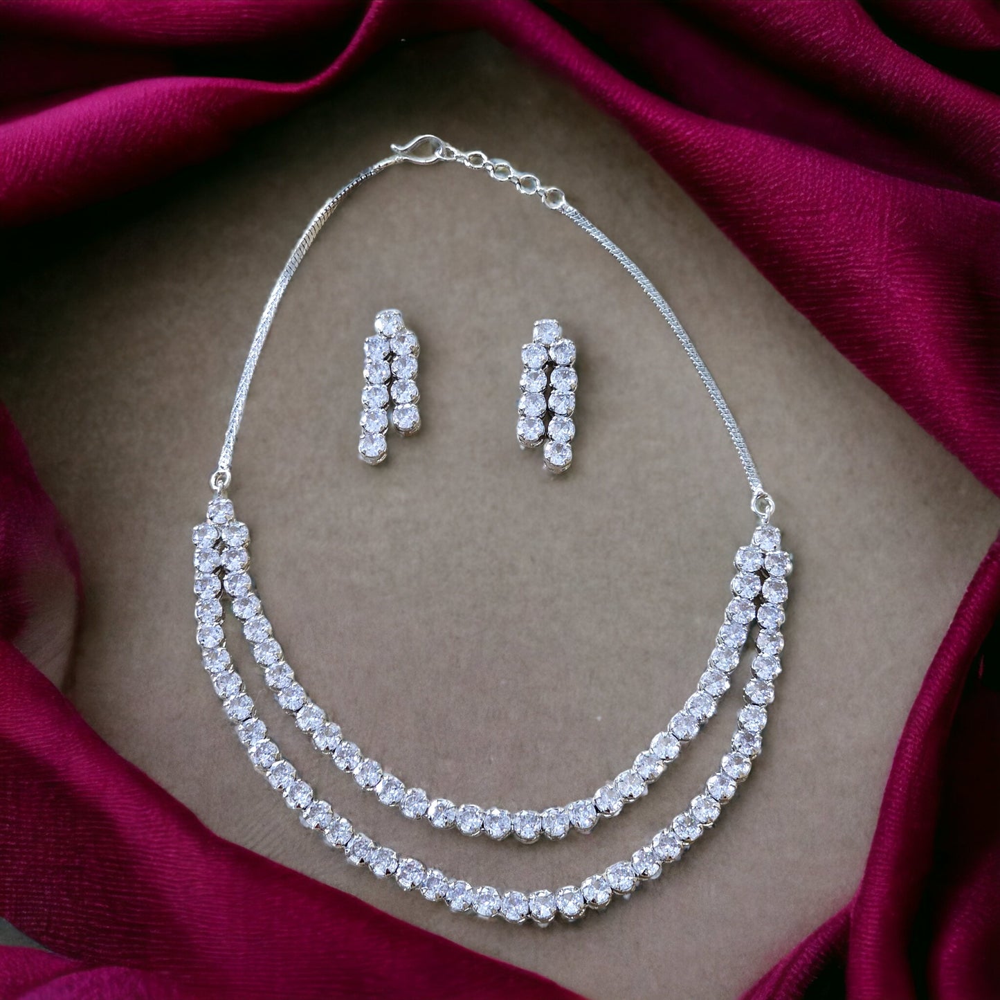 Duplam solitaire Diamond Necklace Set