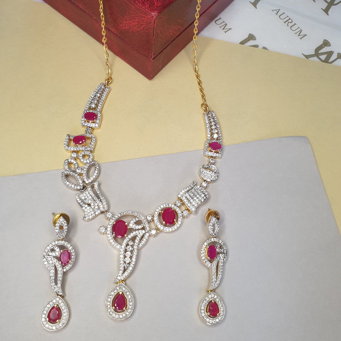 Leeza diamond necklace set