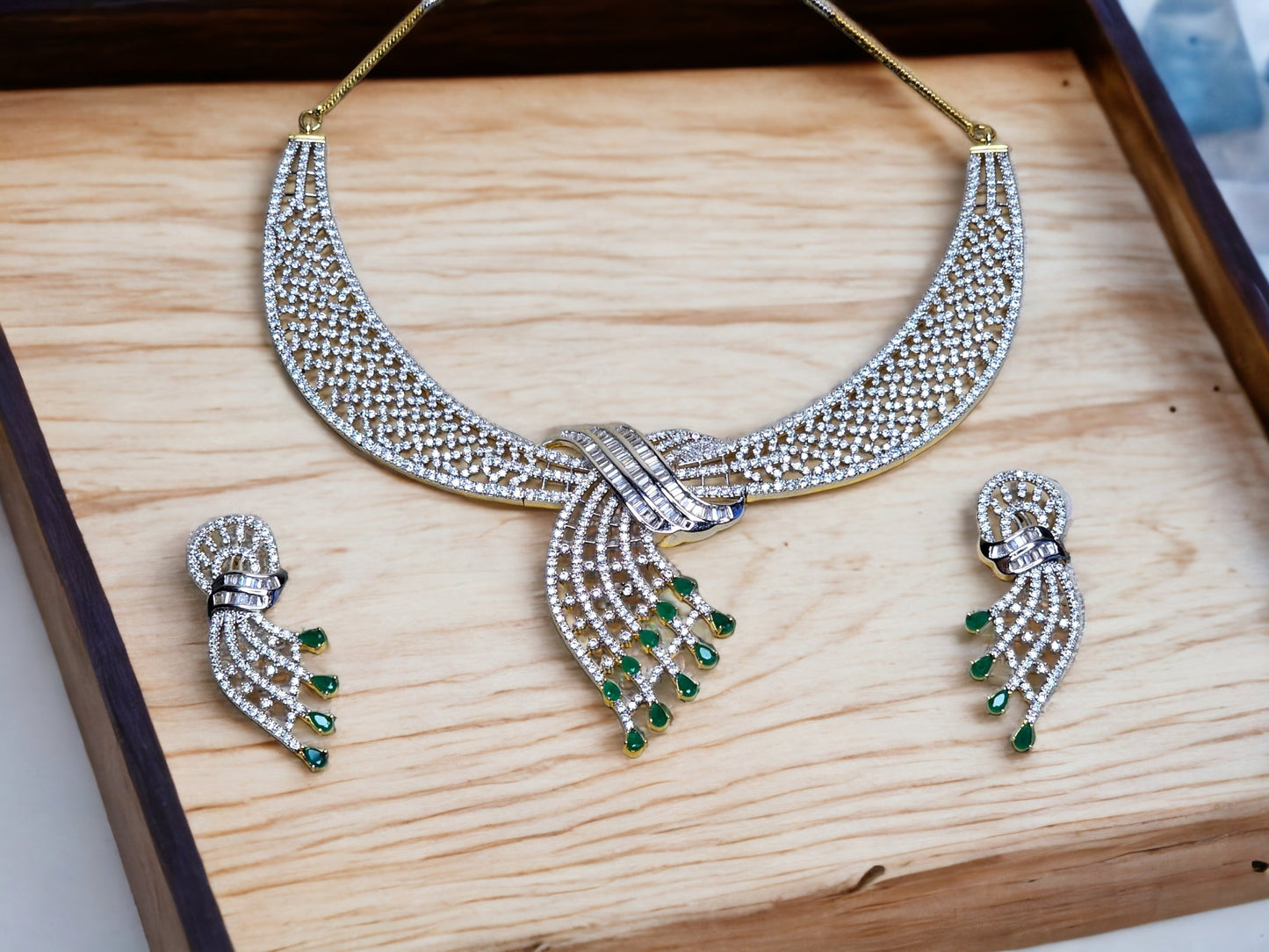 RAVISH Diamond necklace Set