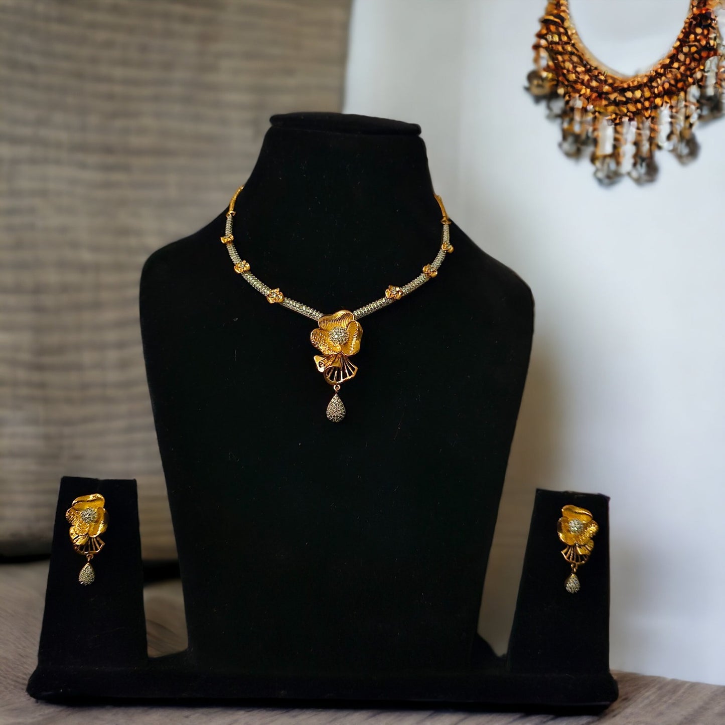 Florid Necklace set