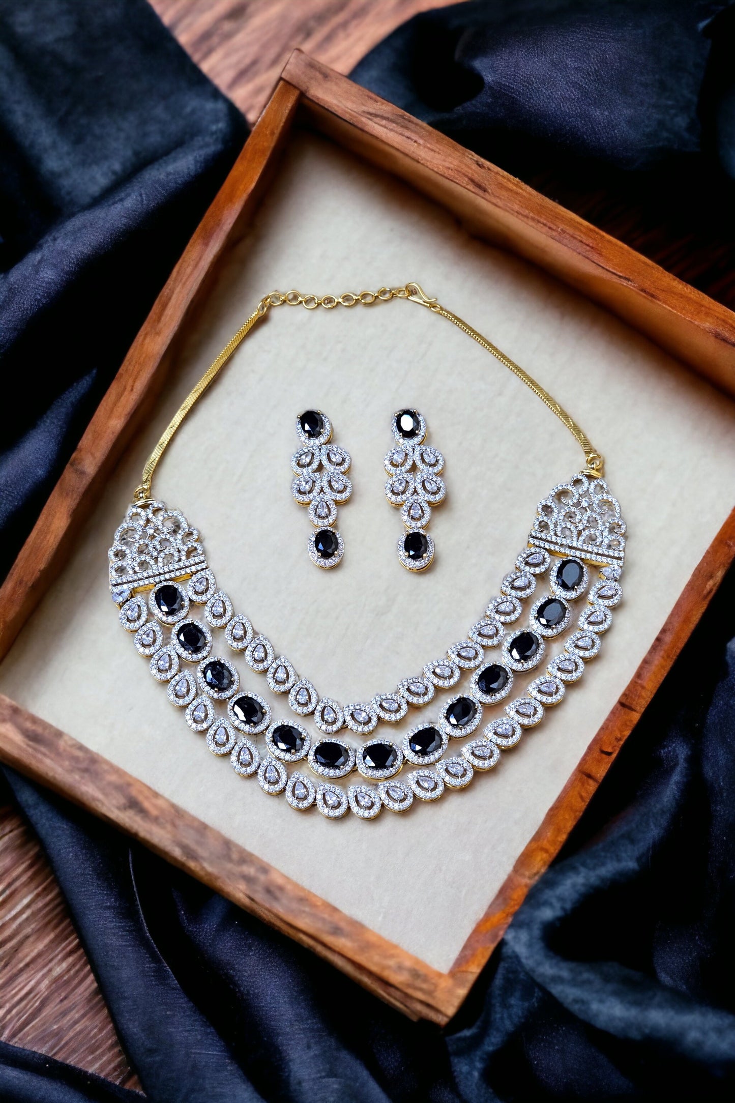 Erin  Diamond Necklace Set