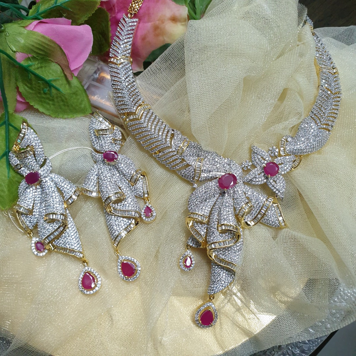 Zareen Flower  bridal Diamond Necklace Set