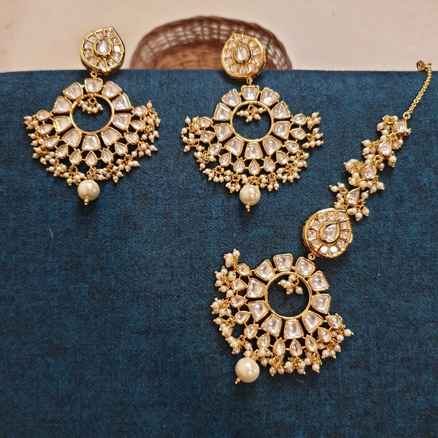 Ahyana Bridal Kundan Necklace Set