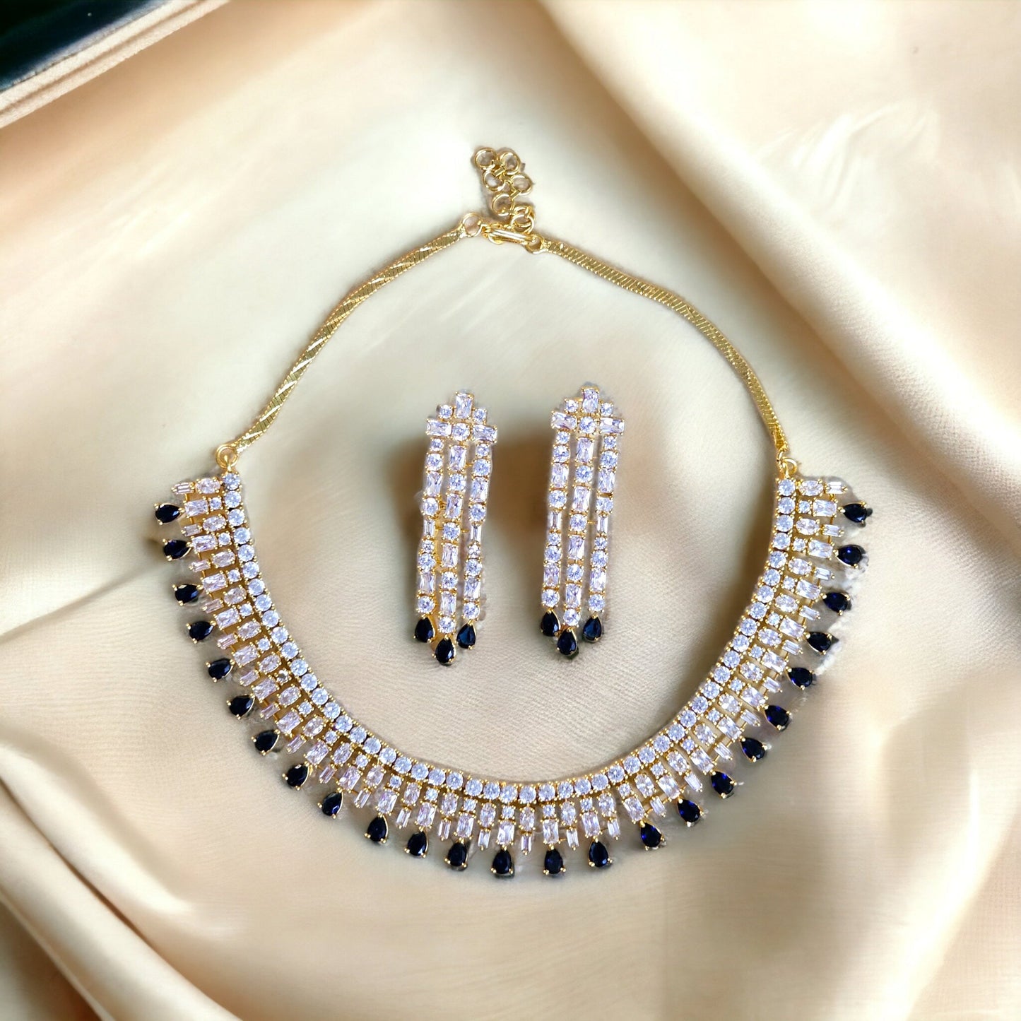 Silvia  Diamond Necklace Set