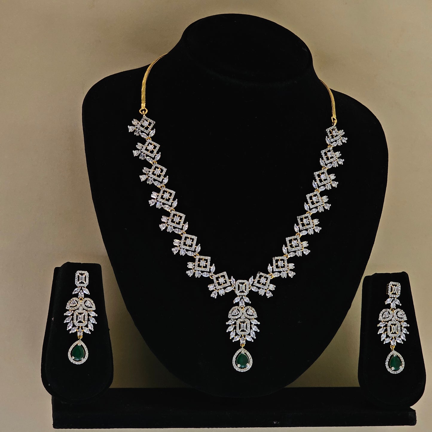 ZIRWA  Diamond Necklace Set