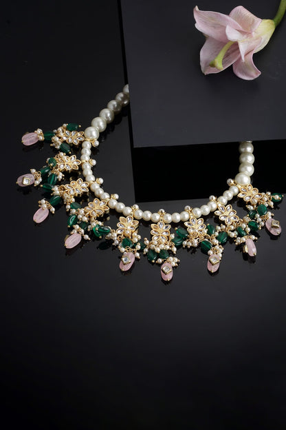 Floral Carved Necklace 