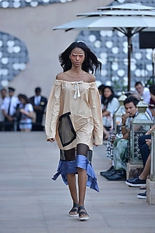 Beige, black and blue oversizeD drawstring dress