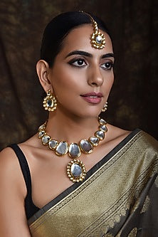 Gold Finish Kundan Bridal Necklace Set