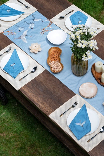 Spring Blue Embroidered Dinner Napkin Set