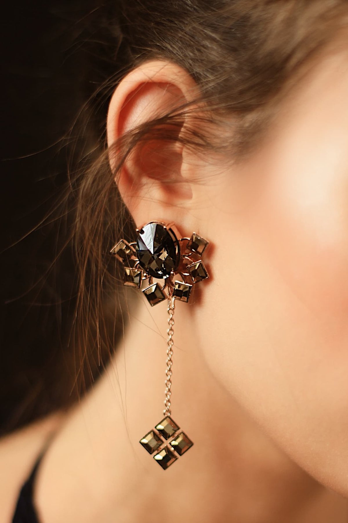 Geometric Chain Danglers 