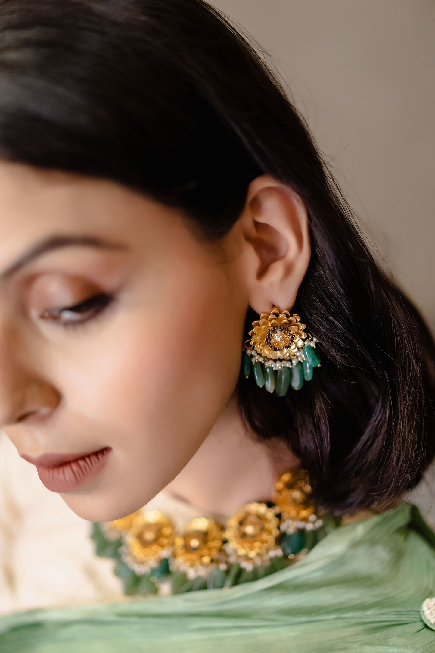 Stone Drop Floral Earrings 